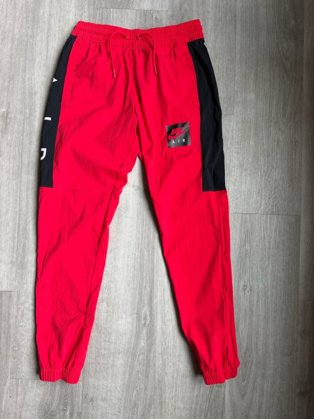 NWT Nike Men Pants Air Max Red and Black Windbreaker Jogger